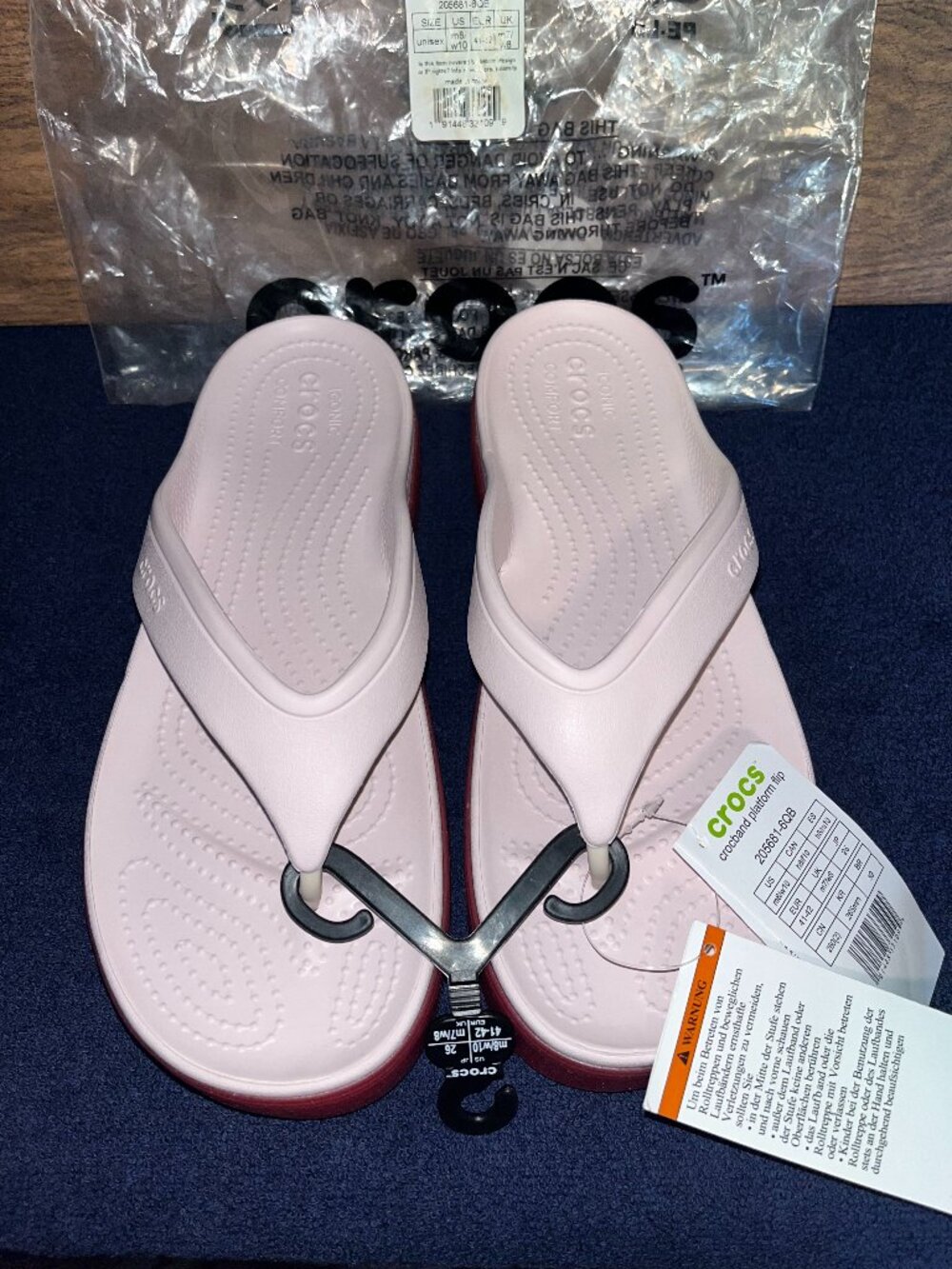 CROCS Crocband Platform Flip Flop Sandals Women's Sz 10 Barely Pink/Pepper NWT